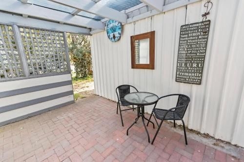 Kambera - Pet friendly cottage on Raymond Island2