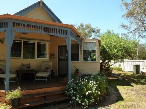 Lilys by the Lake - Raymond Island Accommodation4