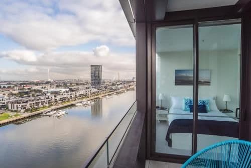 Two Bedroom Apartment Two Bathrooms with Harbour Views - 889