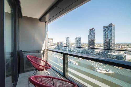 Two Bedroom Apartment Two Bathrooms with Harbour Views - 883