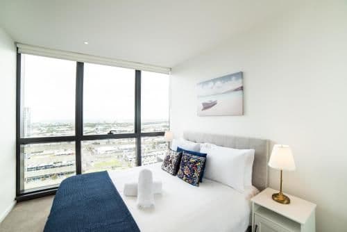 Three Bedroom / Two Bathroom Apartment with Sea Views