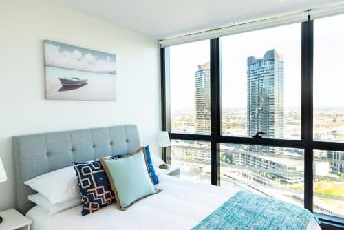 Three Bedroom Two Bathroom Apartment Harbor View with Kids Area