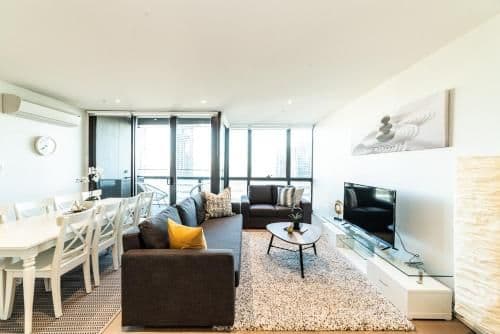 Three Bedroom Two Bathroom Apartment Harbor View with Kids Area