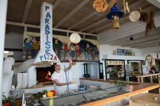 Paradise Beach Resort3