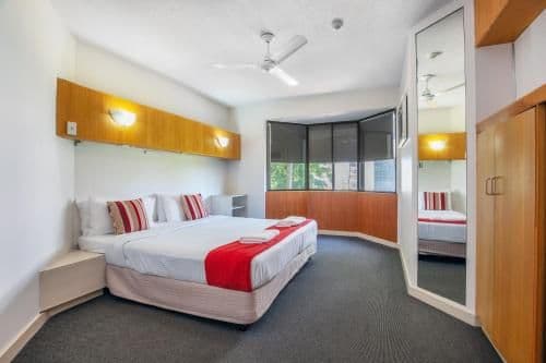 One-Bedroom Apartment with Walk-In Shower