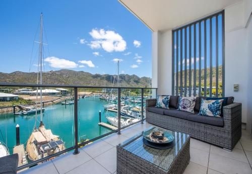 Absolute Waterfront Magnetic Island0
