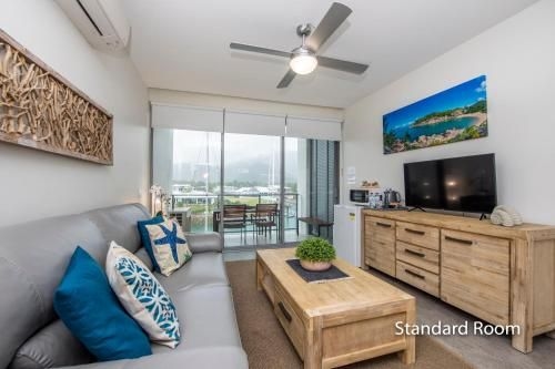 Absolute Waterfront Magnetic Island3