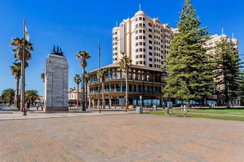 Heart of Glenelg BnB1