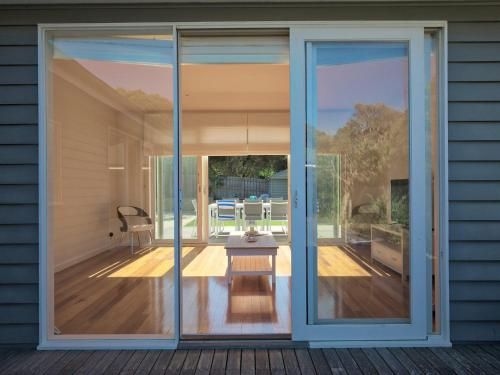 Bluetopia - Sparkling Solar Heated Pool!2