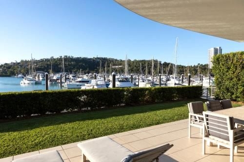 Pavillion 17 - Waterfront Spacious 4 Bedroom With Own Inground Pool And Golf Buggy2