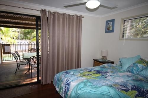 1 Naiad Court - Lowset Family Home With Swimming Pool And Covered Deck. Pet Friendly3