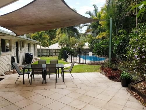 15 Larapinta Court - Family home with swimming pool in a quiet street and central location close to CBD1