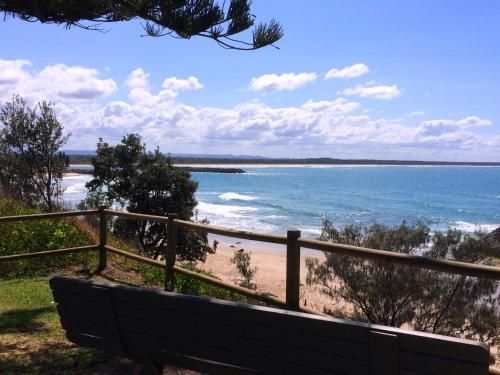 Beauty at the Beach - Modern Beachfront Apartment2