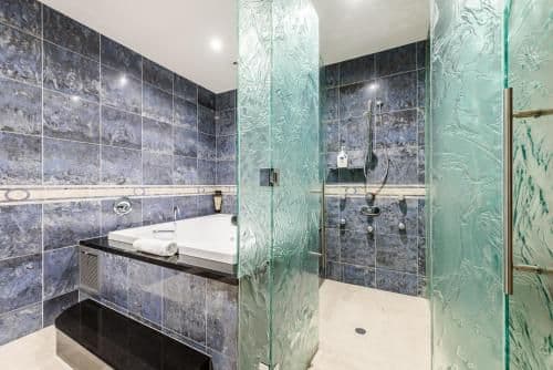 Three-Bedroom Two-Bathroom Penthouse Apartment