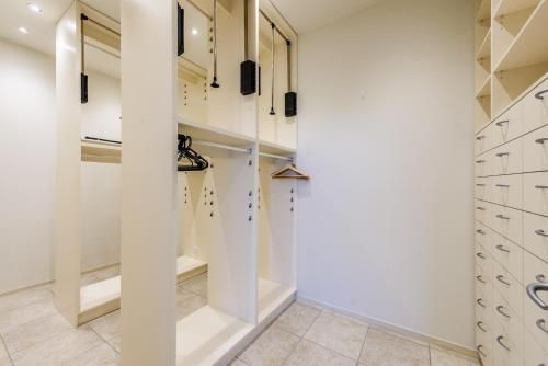 Exclusive Stays - Gallery Penthouse2