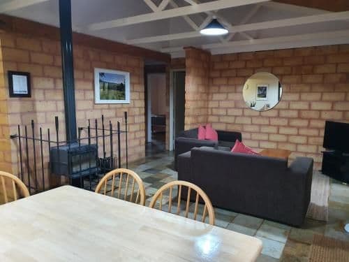 Shadforth Cottage