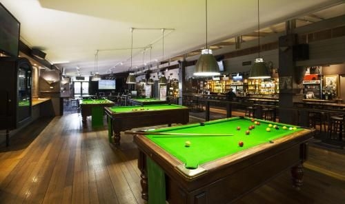 Burvale Hotel1