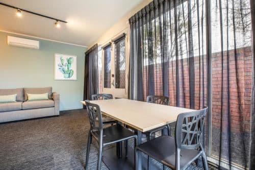 One-Bedroom Apartment with Free Welcome Drink For Two Guests