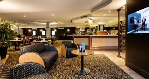Nightcap at Ferntree Gully Hotel Motel1