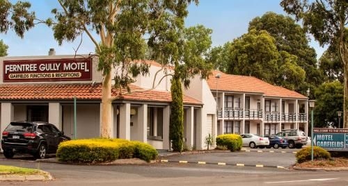 Nightcap at Ferntree Gully Hotel Motel3