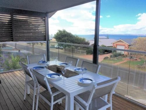 Bayview Beach House Apartment No 20