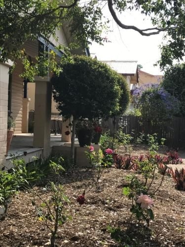 Guest House on Hyde2