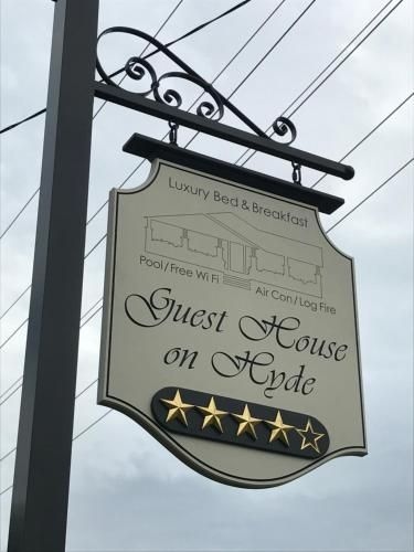 Guest House on Hyde4