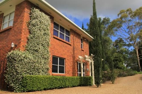 Seasons of Maleny B&B0