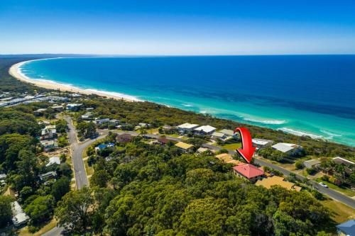 2/80 Cooloola Drive - Comfortable And Cosy Unit Enjoying Ocean Views And Views To Fraser Island1