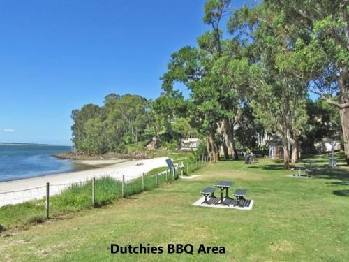 5 Thompson Place Nelson Bay - spacious duplex walking distance to Nelson Bay CBD and Dutchies0