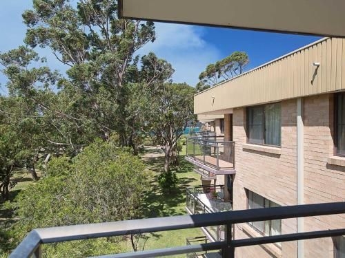 11 'Shoreline' 1 Intrepid Close - cosy unit within walking distance to the water2