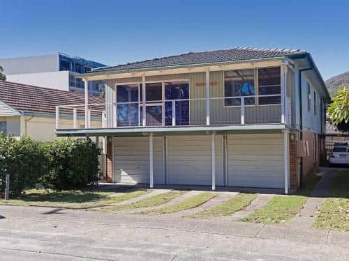 2 'Hibiscus Court' 9 Government Road - fantastic air conditioned 3 bedroom unit 2 'Hibiscus Court' 9 Government Road - fantastic air conditioned 3 bedroom unit