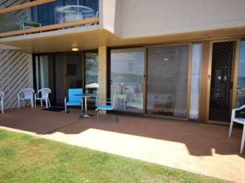 5 'Harbourside' 3-7 Soldiers Point Road - ground floor waterfront unit3