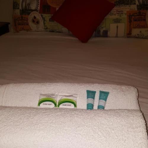 Queen Room with Shared Bathroom