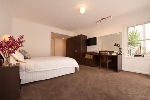 Two-Bedroom Apartment - Bancroft