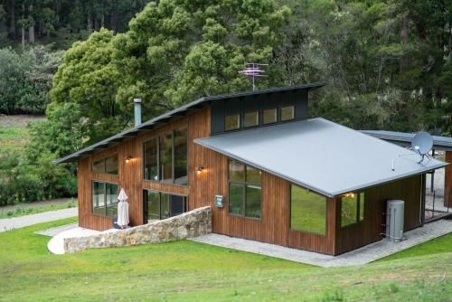 Adventure Bay Retreat Bruny Island1