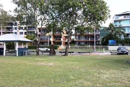 Riverview Two Apartments4