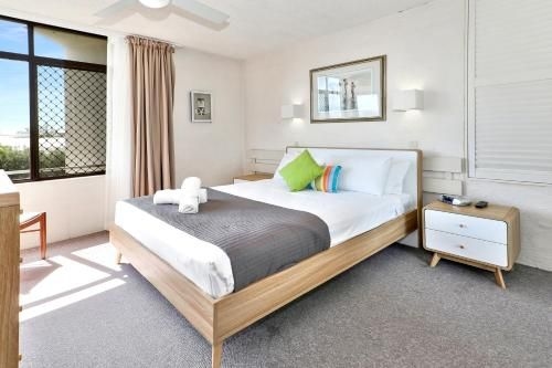Warroo Apartments3