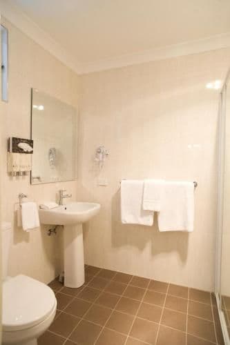 Executive Queen Room