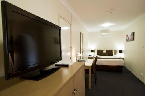 Executive Queen Room