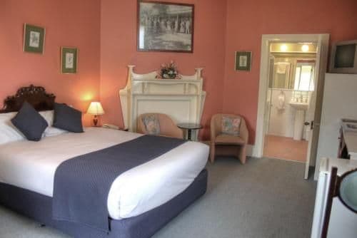 Village Queen Room