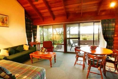 Village Queen Suite