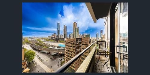 Aura on Flinders Serviced Apartments3