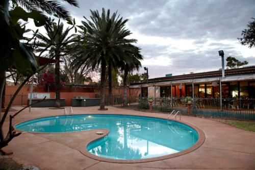 Seasons Hotel Newman1