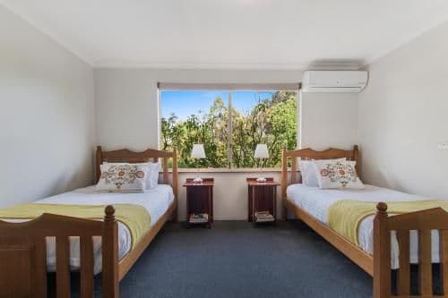 Twin Room with En Suite Bathroom