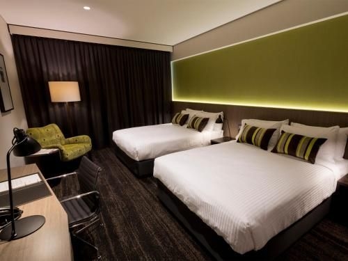 Glen Hotel and Suites1