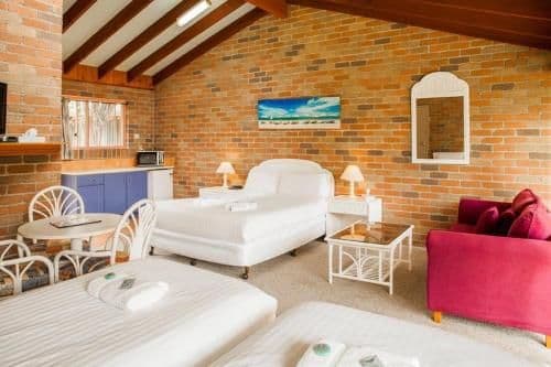 Deluxe Family Room