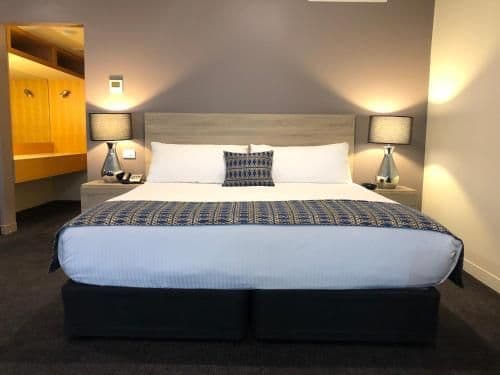 Executive Suite with Spa Bath