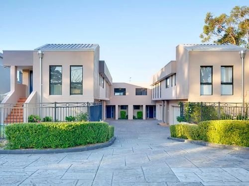 1 'Seaside Splendour' 137 Soldiers Point Road - beautiful unit on the waterfront (1 'Seaside Splendour' 137 Soldiers Point Road - Beautiful Unit On The Waterfront)3