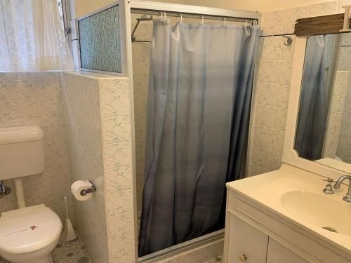 1 'Fiddlers Green' 62 Magnus Street - ground floor unit close to CBD1
